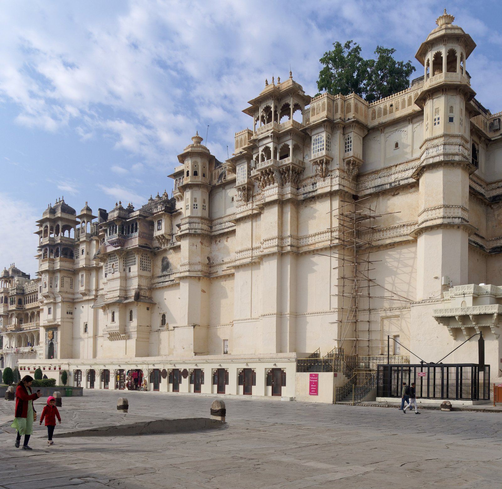 Les Plus Beaux Palais Maharajas Transformés en Hôtels de Charme