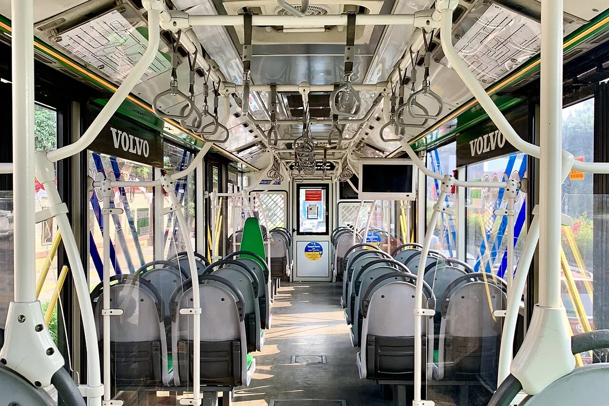 Immenses Soutes Ventrales pour Bagages Volumineux